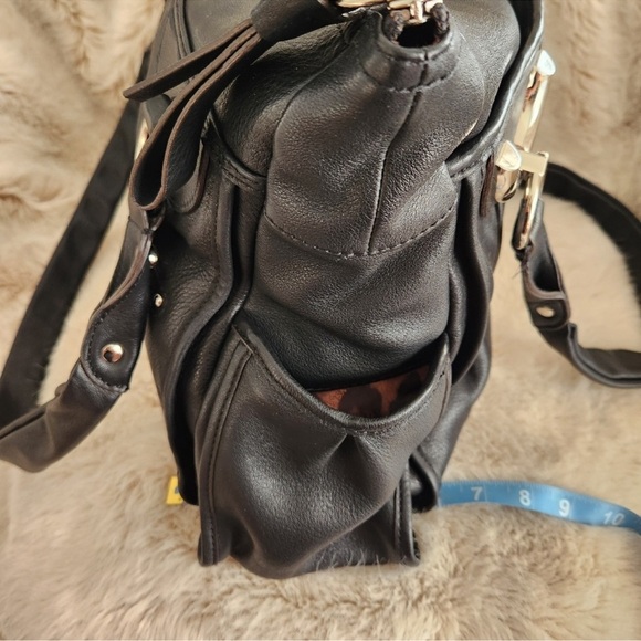 b. makowsky Leather Black Purse Bag Sachtel like new - Picture 14 of 15